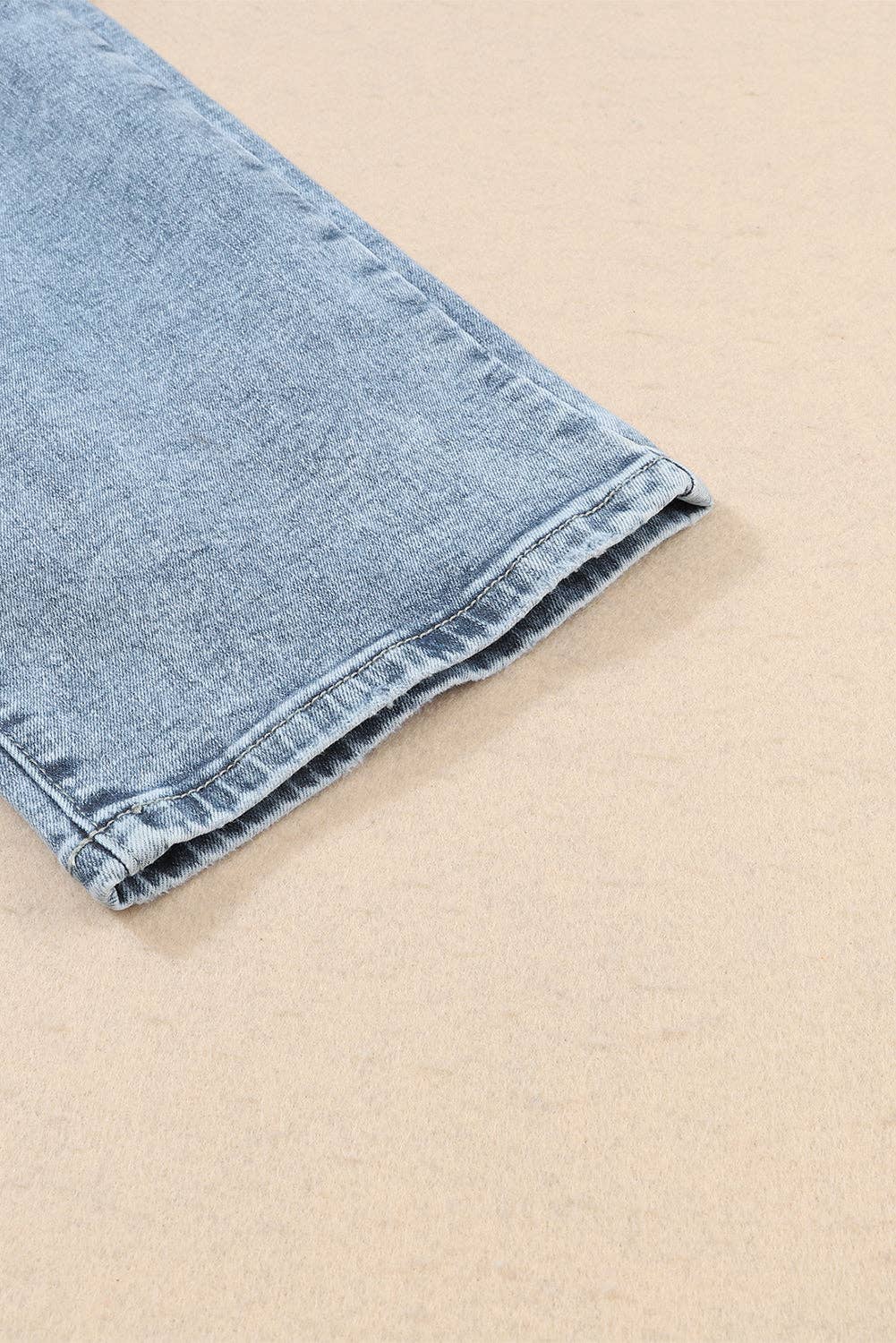 Light Wash Frayed Slim Fit High Waist Jeans
