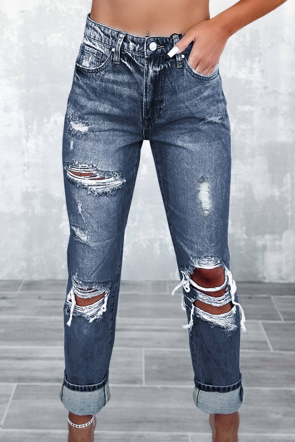Light Wash Frayed Slim Fit High Waist Jeans