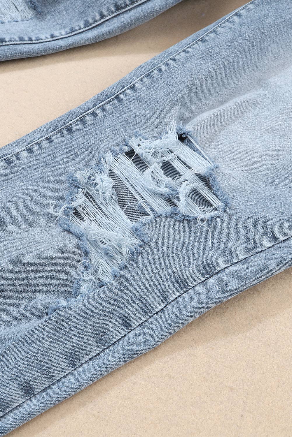 Light Wash Frayed Slim Fit High Waist Jeans