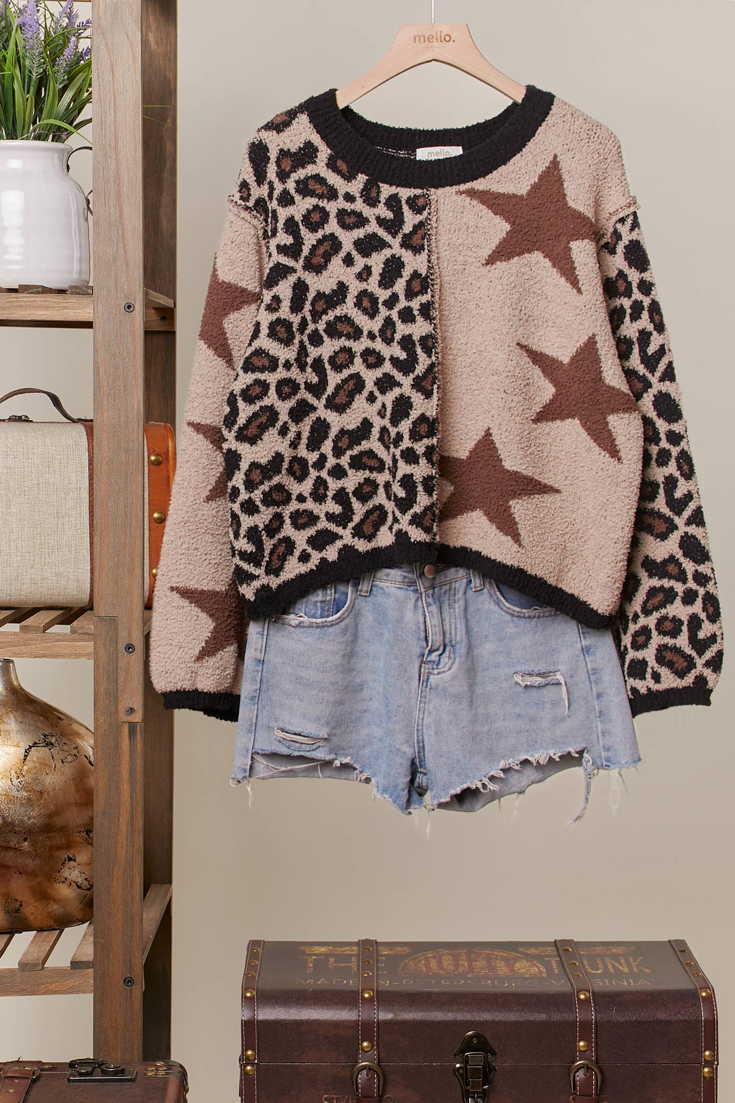 Leopard Star Pattern Round Neck Sweater