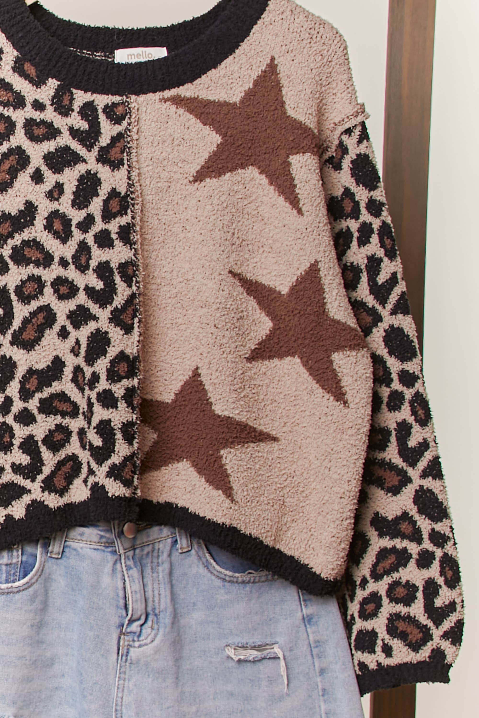 Leopard Star Pattern Round Neck Sweater