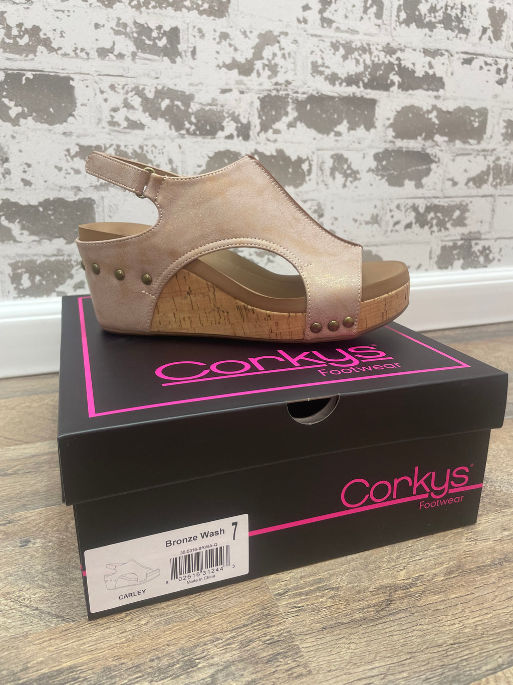 Carley Bronze Wash