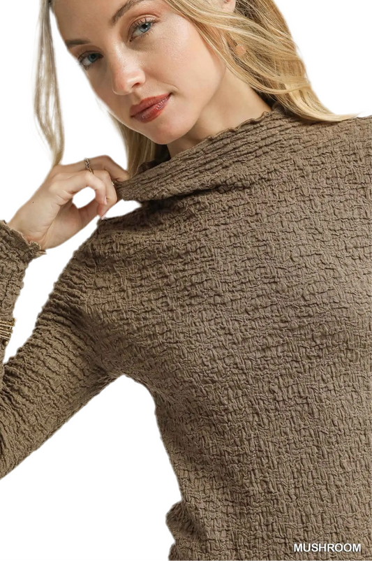 Textured Crinkle Knit Long Sleeve Top