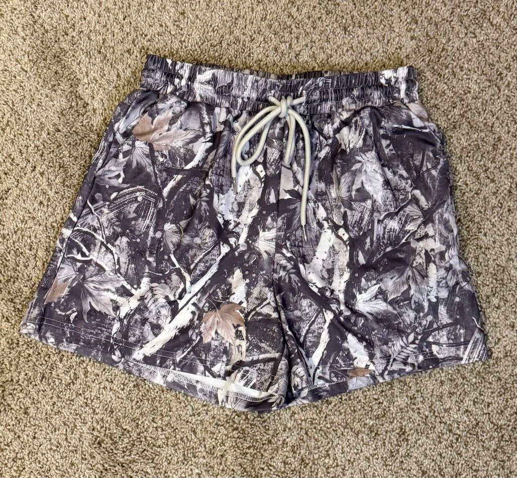 Camo Elastic Waste Shorts