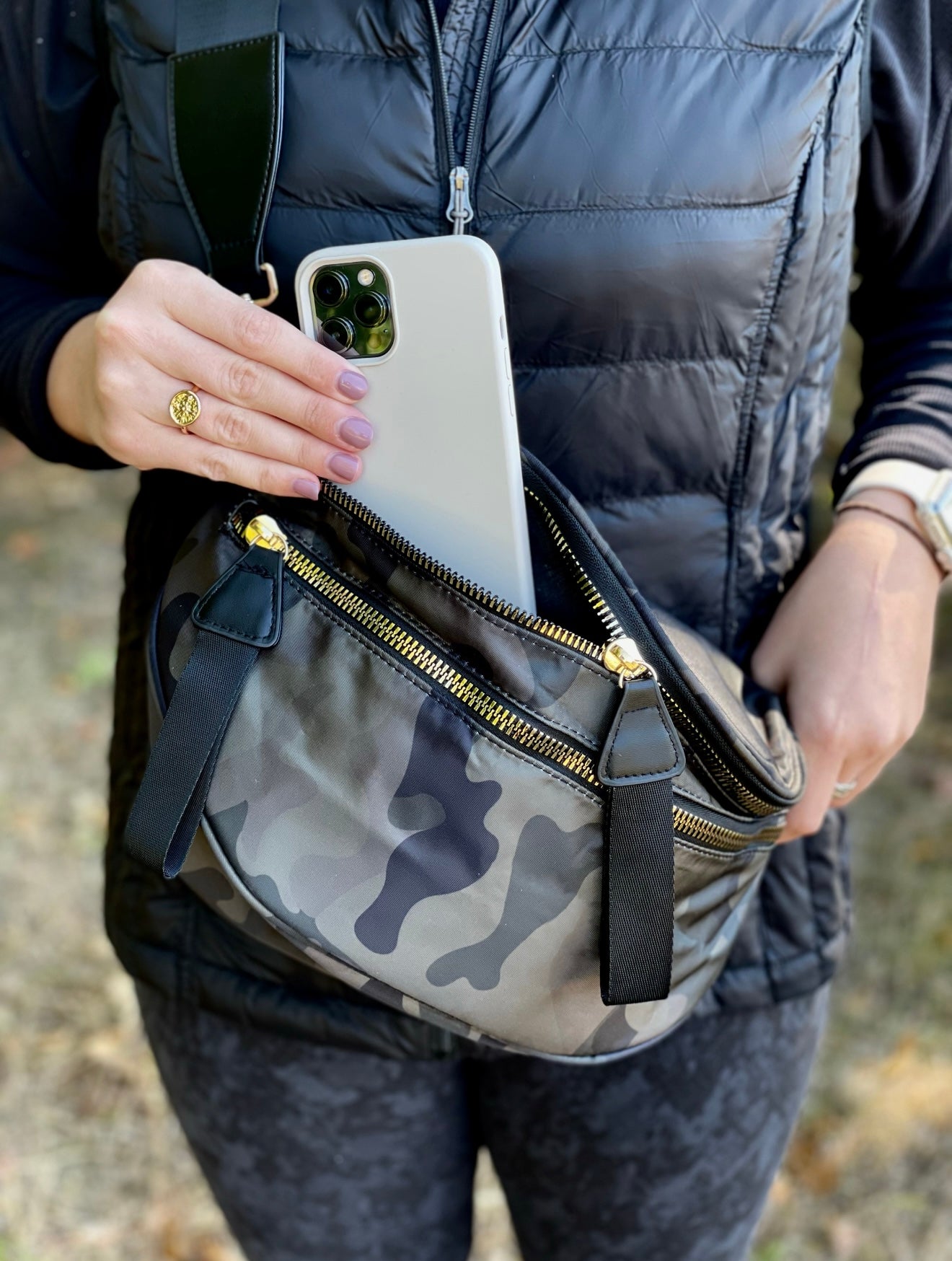 Farrah Fanny Pack Shoulder Sling Bag in Camo