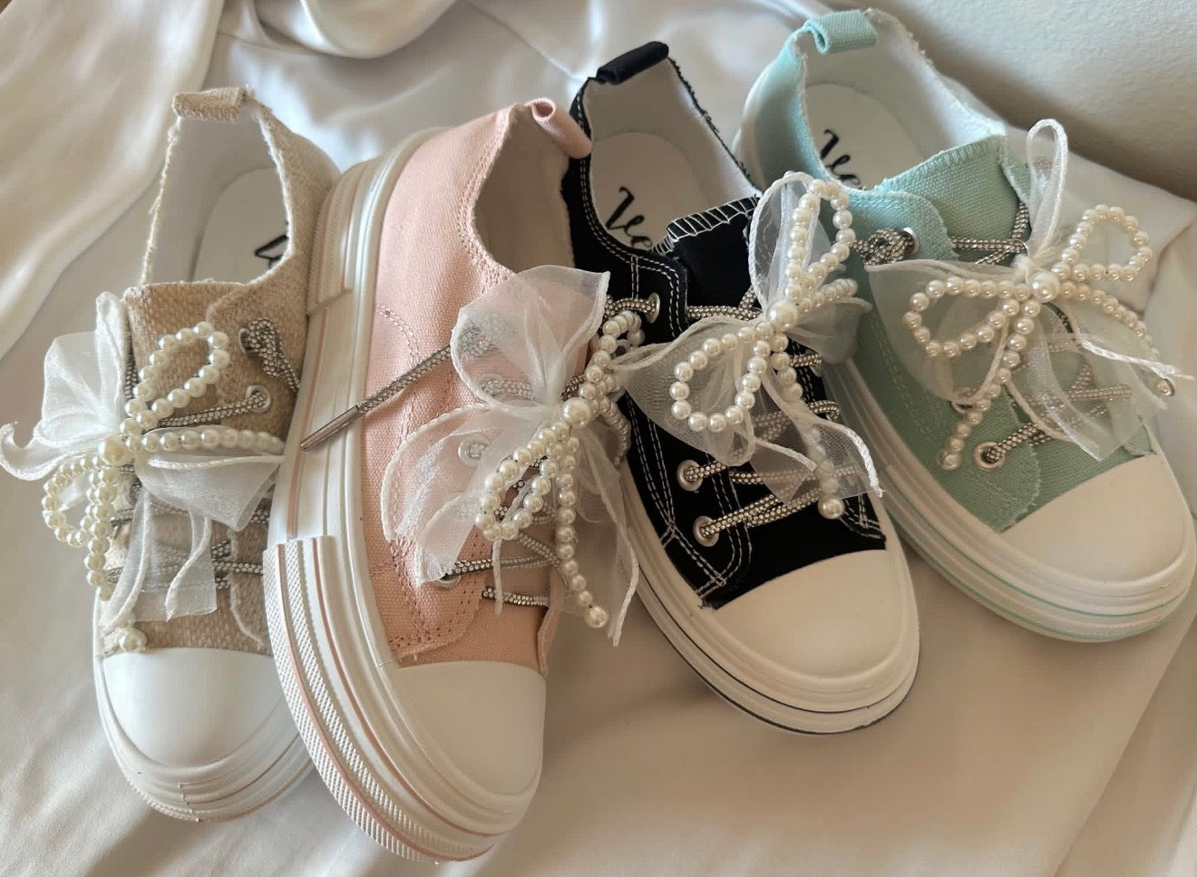 Aman Pearl Sneakers in Light Pink