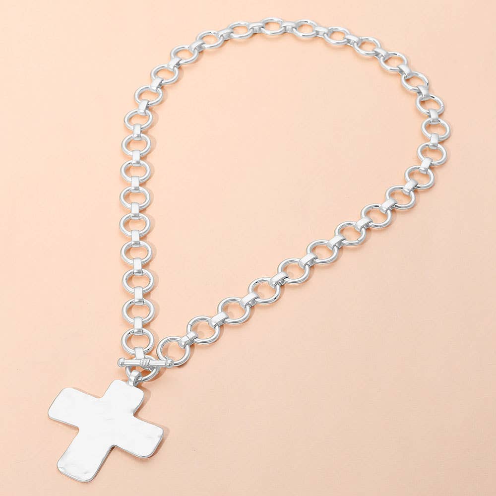 Hammered Matte Metal Cross Pendant Chunky Chain Toggle Necklace