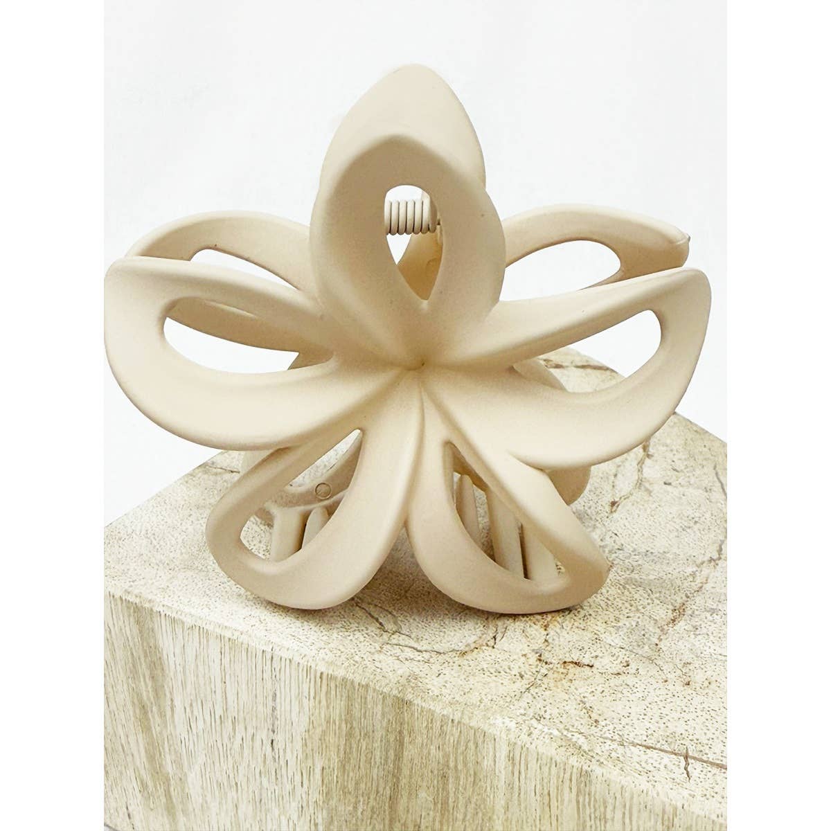 Cut out Plumeria Hair Claws Clips