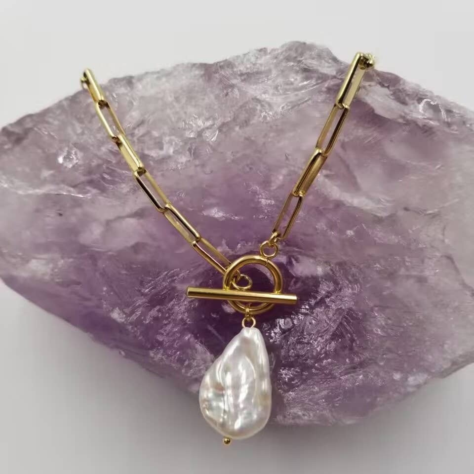 Gold Paperclip Baroque Pearl Necklace